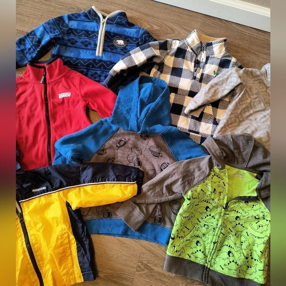 Boys Huge Lot of 47 size 18 Months Clothing, Shorts, Tshirts, Sweaters EUC